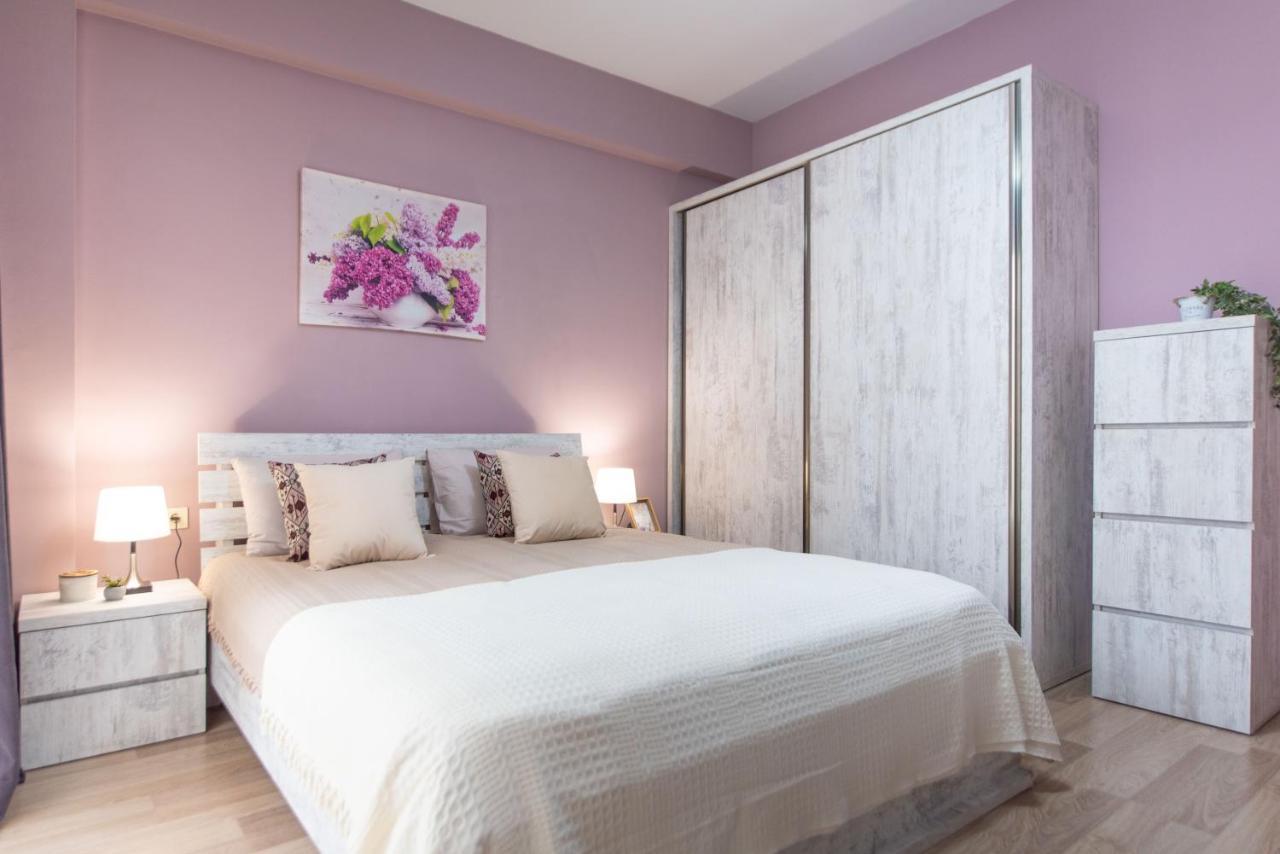 Gg Home - Cozy 2-Bedroom Apartment On Givi Kartozia Тбилиси Экстерьер фото