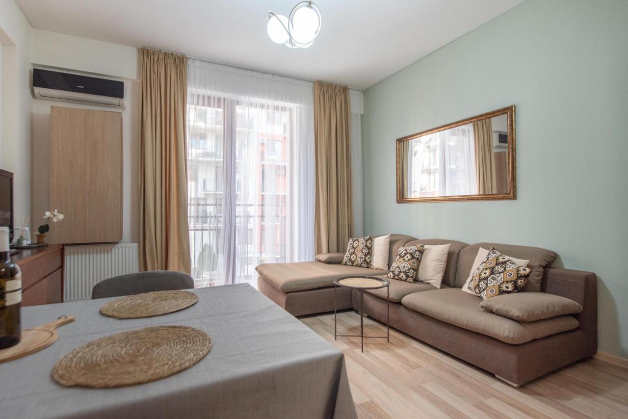 Gg Home - Cozy 2-Bedroom Apartment On Givi Kartozia Тбилиси Экстерьер фото